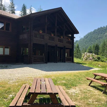 Hotel Rosa Dei Monti 3*