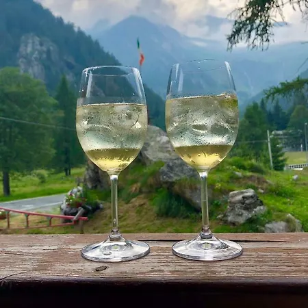 Rosa Dei Monti Hotel